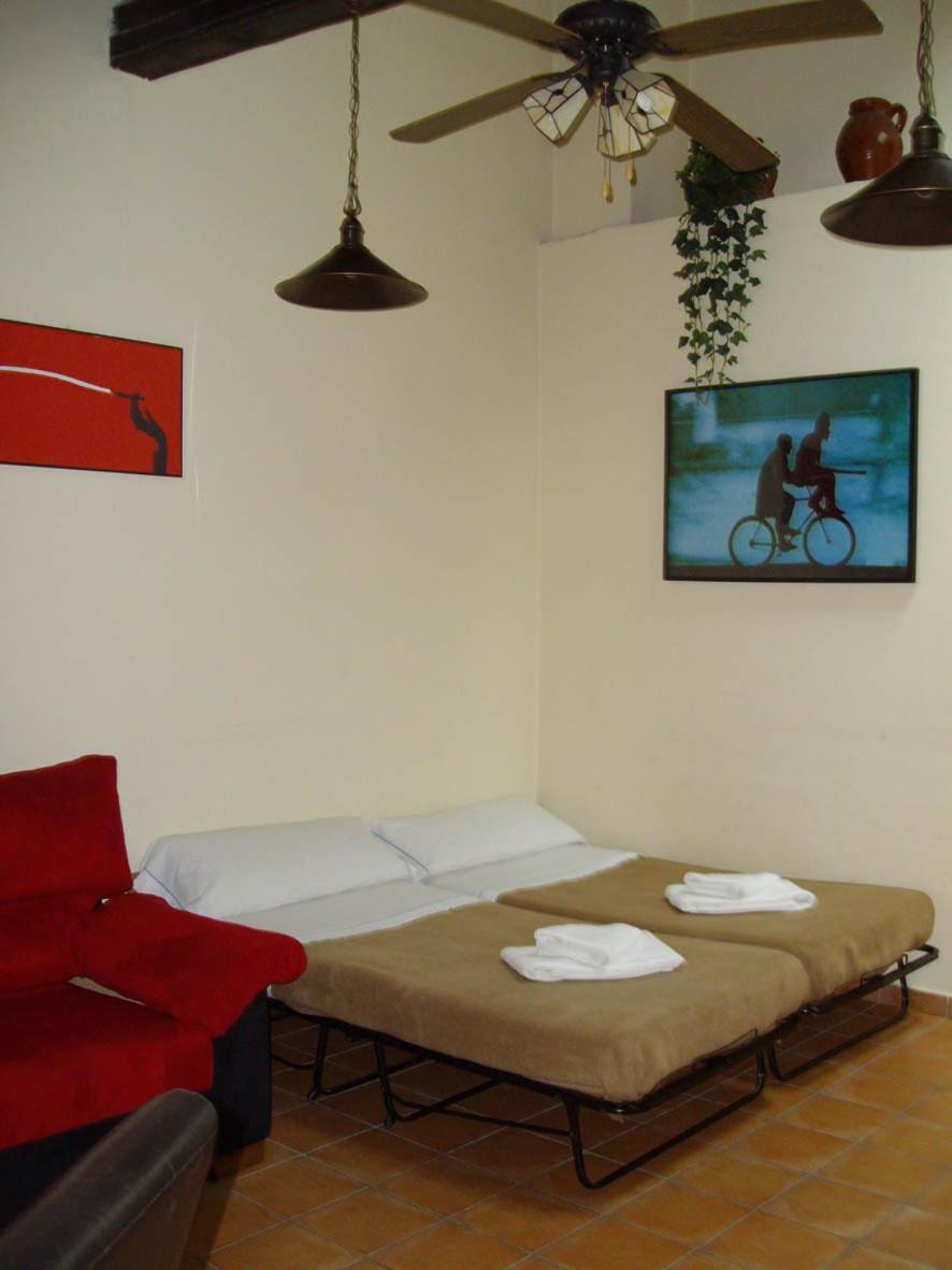 Apartamentos El Canonigo De Теруель Екстер'єр фото
